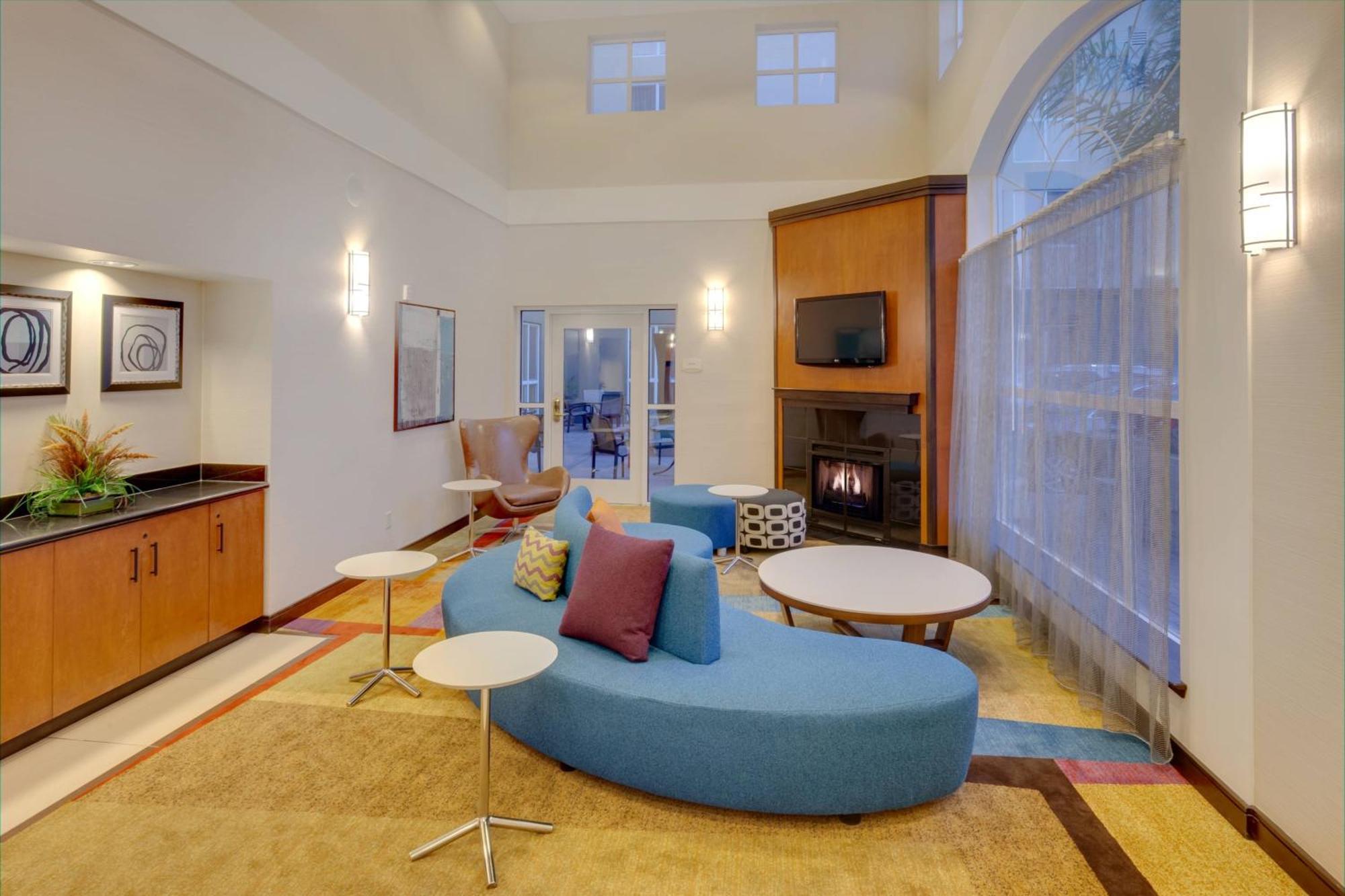 Fairfield Inn & Suites By Marriott San Francisco Airport Millbrae Bagian luar foto
